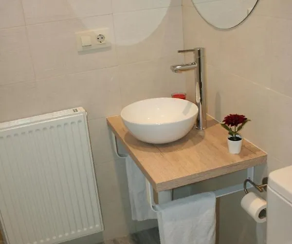 Ca L'avia Remei Tatil Evi